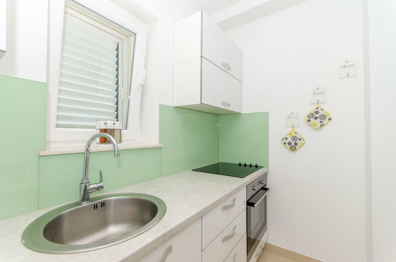 Beach & Park Apartment Kaštela Zewnętrze zdjęcie