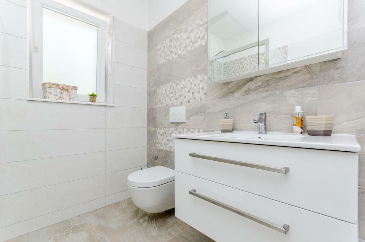 Beach & Park Apartment Kaštela Zewnętrze zdjęcie