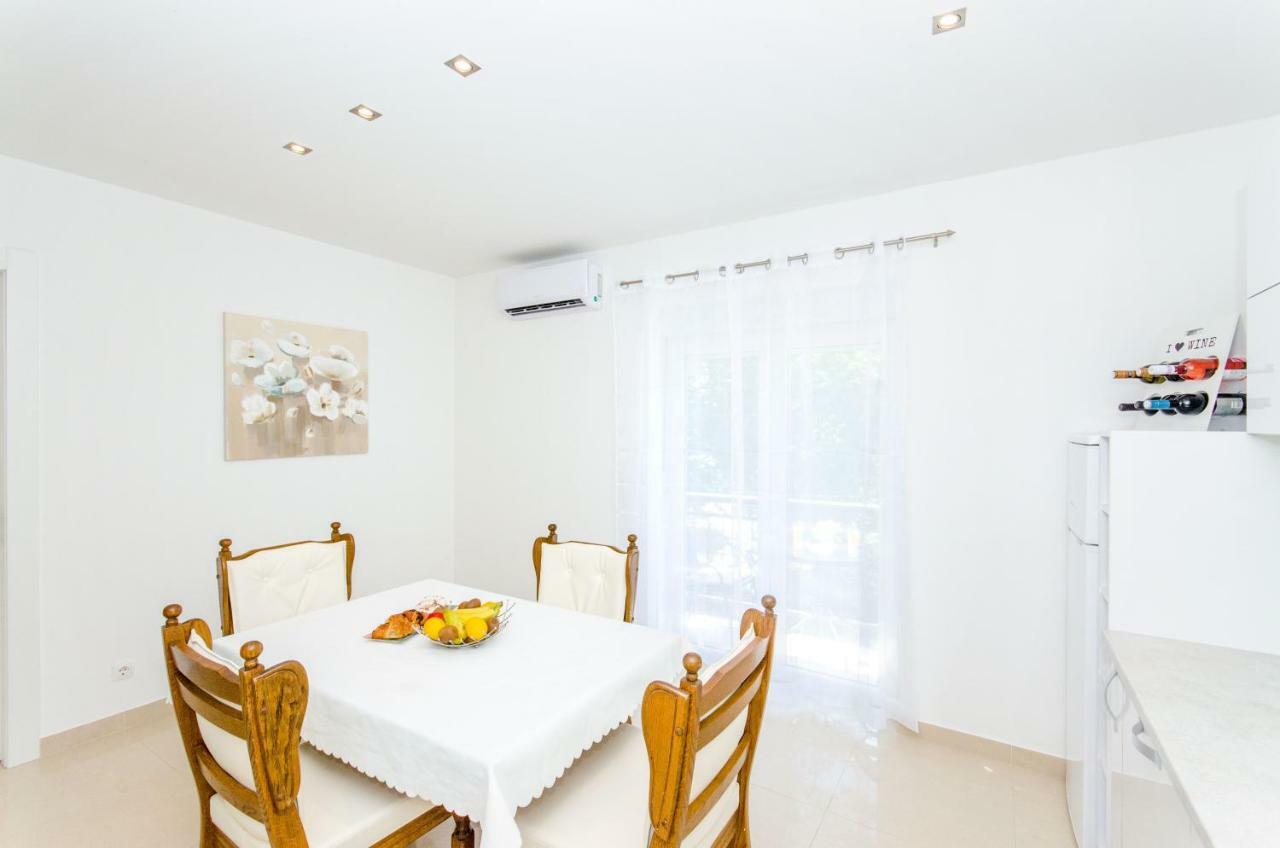 Beach & Park Apartment Kaštela Zewnętrze zdjęcie