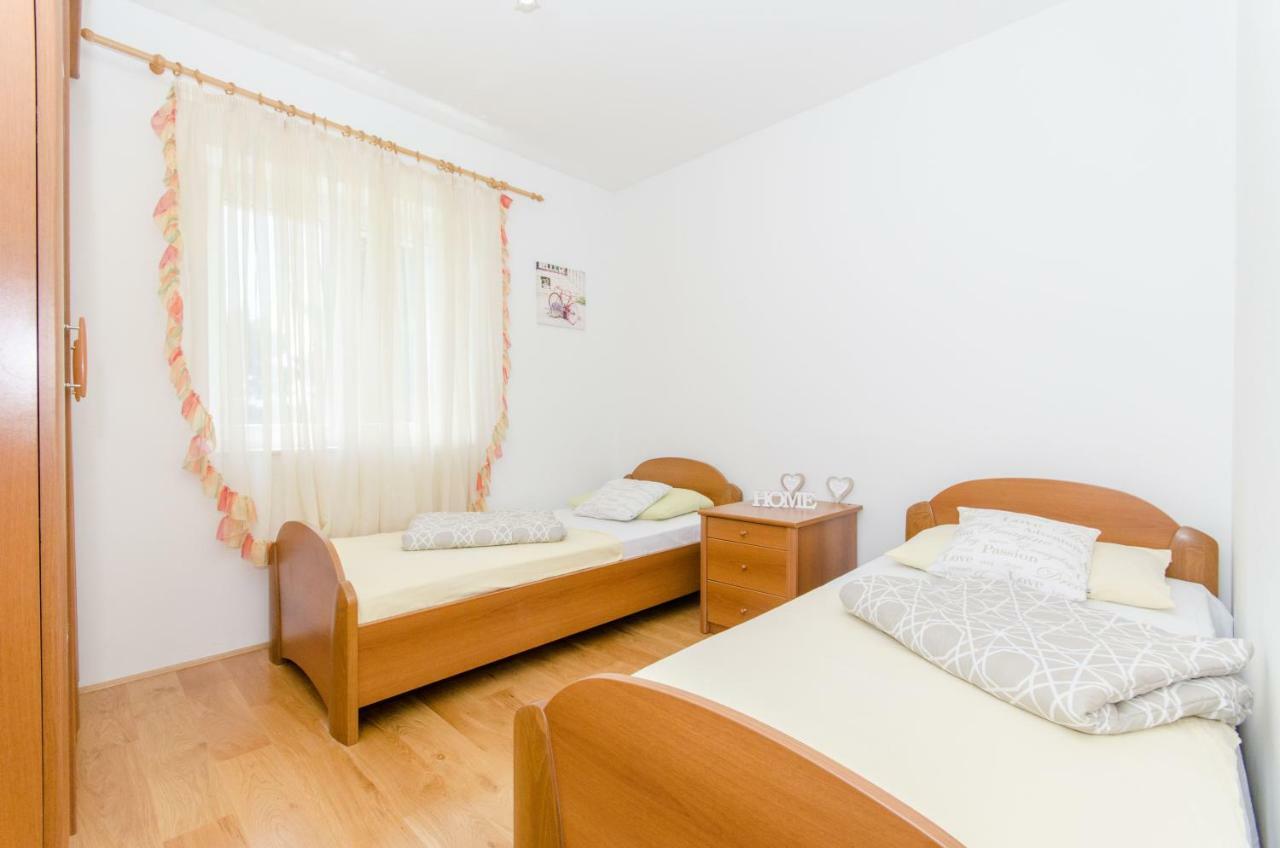 Beach & Park Apartment Kaštela Zewnętrze zdjęcie